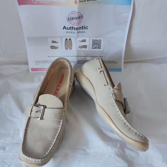 Vintage Prada Women's Beige Suede Buckle Moccasin Shoes w/ COA -Size 35.5/US 5.5 - Picture 3 of 16